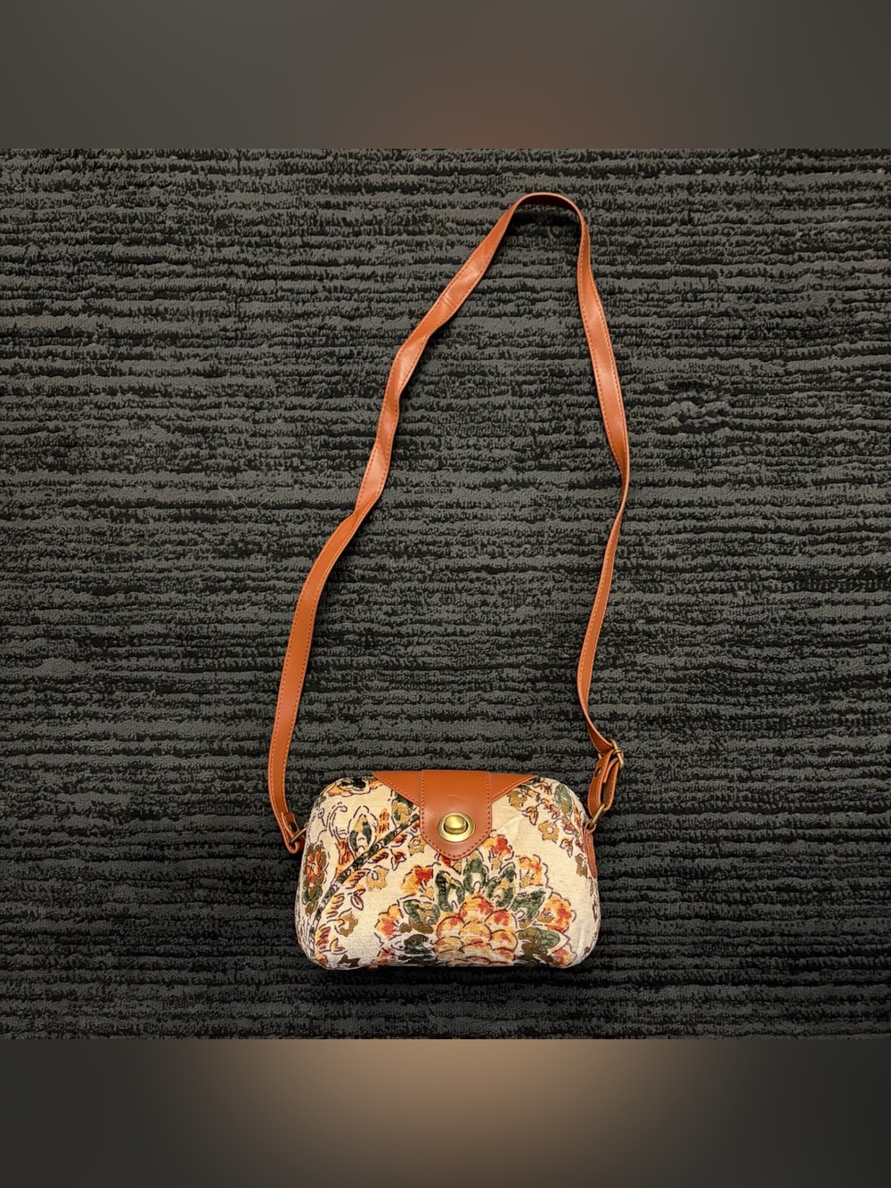 Anthropologie floral tapestry twist lock crossbody bag
